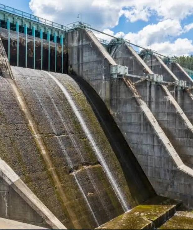 A New Hampshire dam spillway